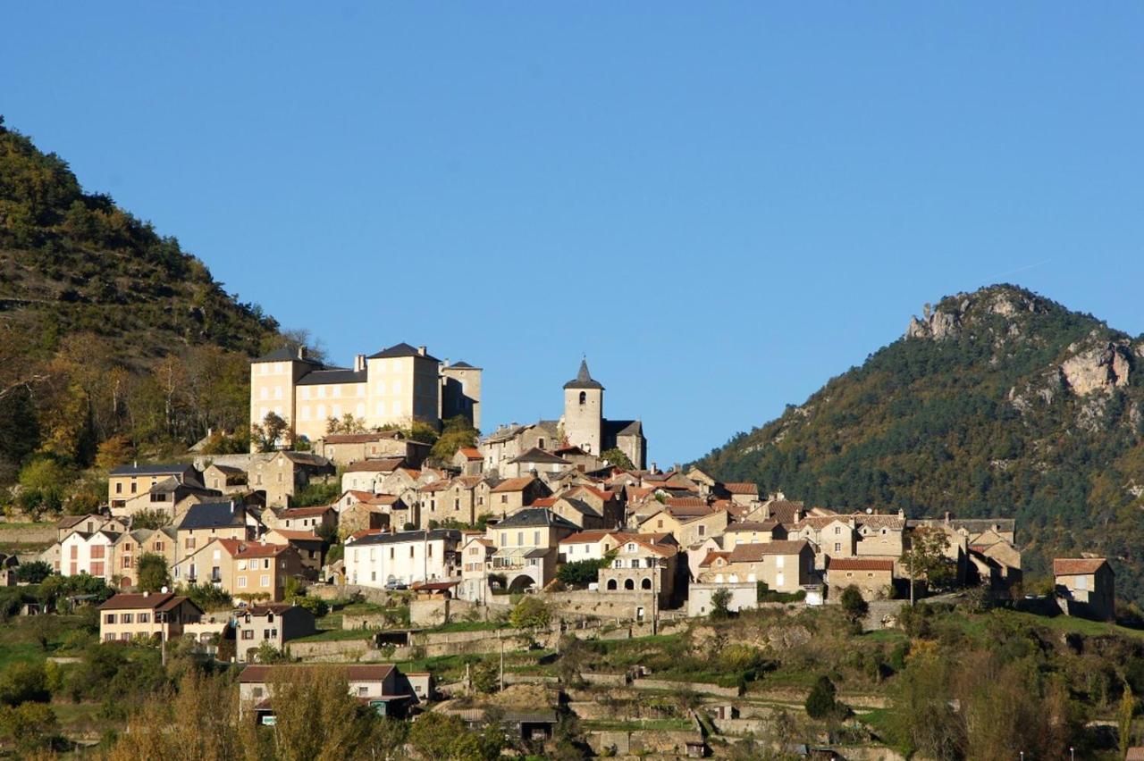 Maison Pittoresque A Mostuejouls Avec Vue Sur La Montagne Екстер'єр фото