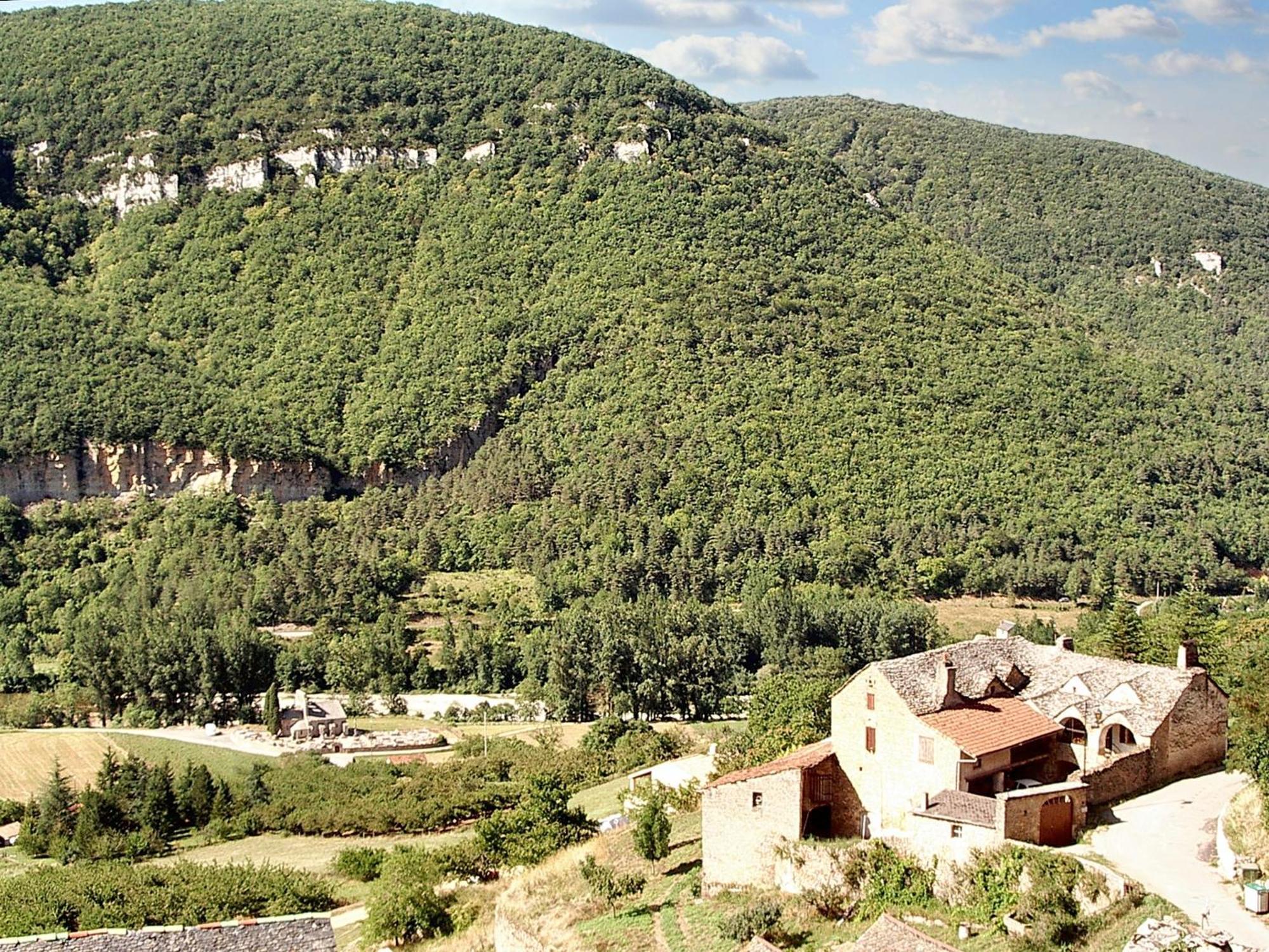 Maison Pittoresque A Mostuejouls Avec Vue Sur La Montagne Екстер'єр фото
